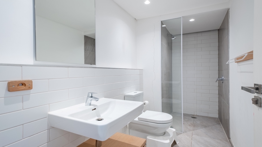 1 Bedroom Property for Sale in Woodstock Western Cape